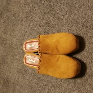 Cognac suede mia clogs